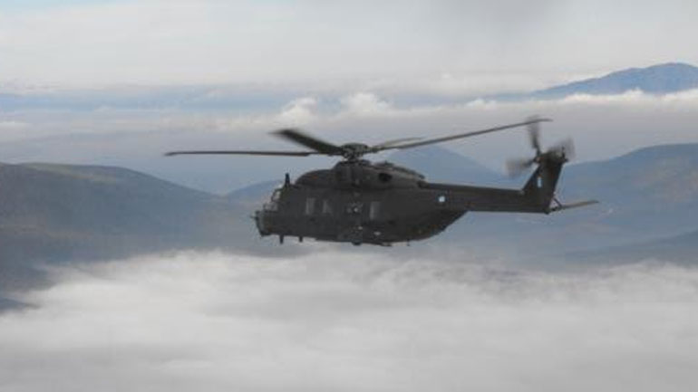 Αεροδιακομιδή ασθενών με Ελικόπτερο της Αεροπορίας Στρατού