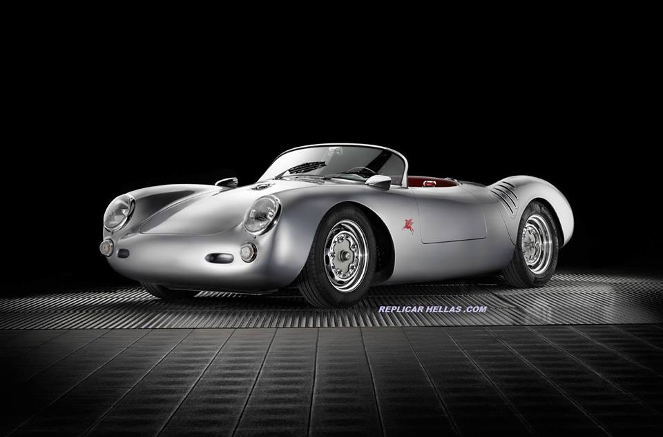 Το Replicar Hellas 550 Spyder