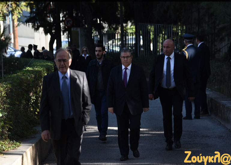 Ο πρώην πρόεδρος της Βουλής Γ. Σούρλας και ο Γ.Γ. του ΚΚΕ, Δημήτρης Κουτσούμπας