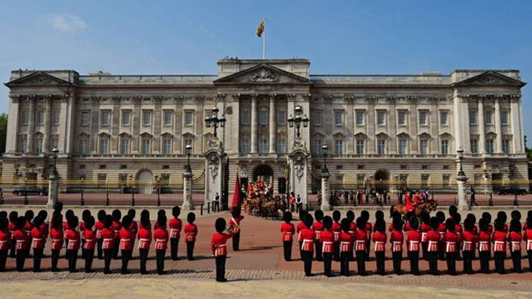Οι Βρετανοί αρνούνται να πληρώσουν το «λίφτινγκ» στα ανάκτορα του Μπάκιγχαμ