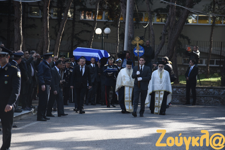 Με τιμές αρχηγού κράτους η κηδεία