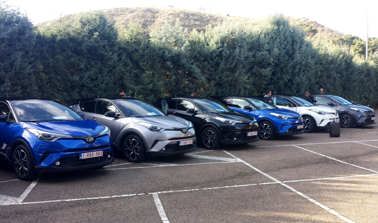 Τα Toyota C-HR περιμένουν τους... οδηγούς τους!