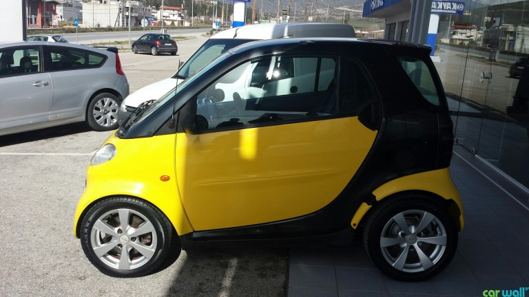 Smart Fortwo του 2006 με 3.150 ευρώ