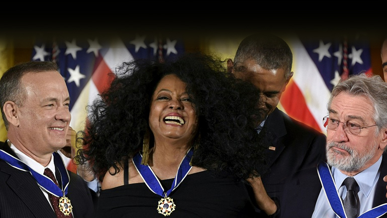 Ο Ομπάμα βράβευσε τους κορυφαίους