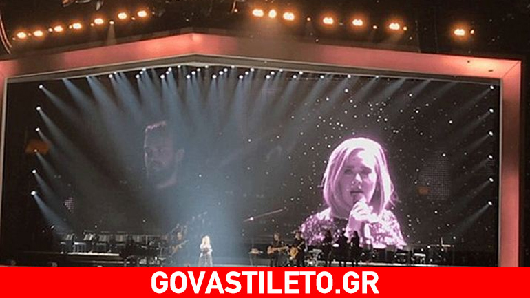 Adele: Ανακοίνωσε σε συναυλία πως θα κάνει δεύτερο παιδί