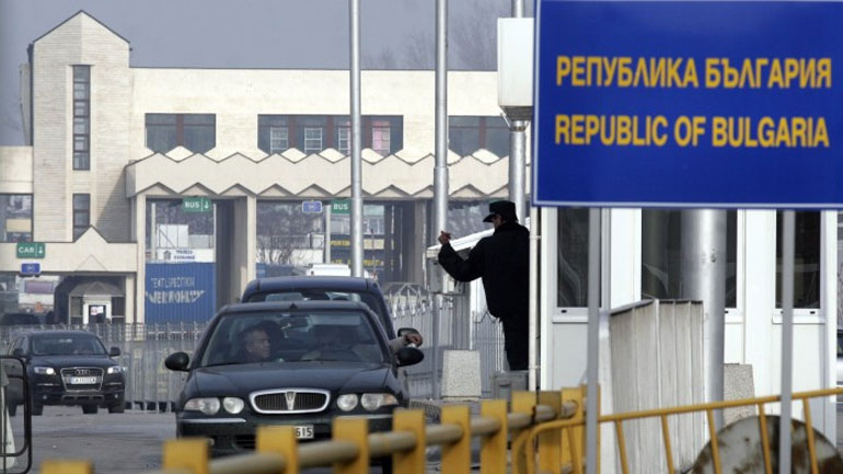 Οι ελληνικές επιχειρήσεις επιβιώνουν… μέσω Βουλγαρίας