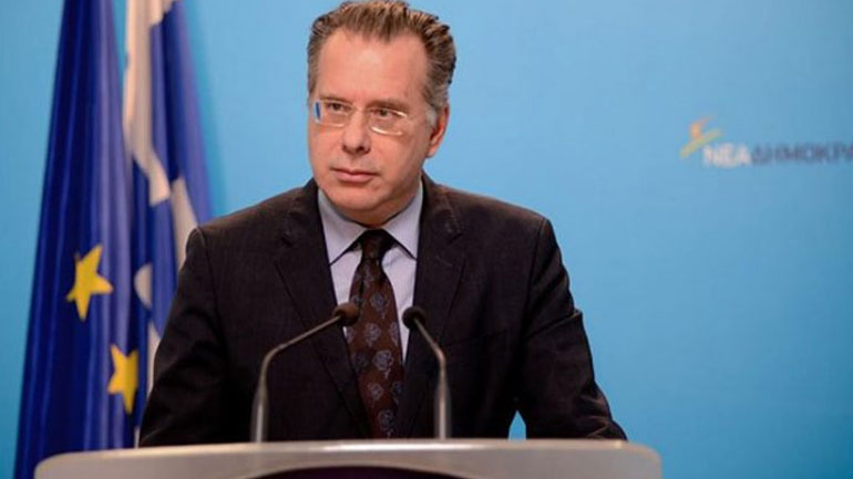 Συνάντηση Κουμουτσάκου με τον Κύπριο πρέσβη στην Αθήνα