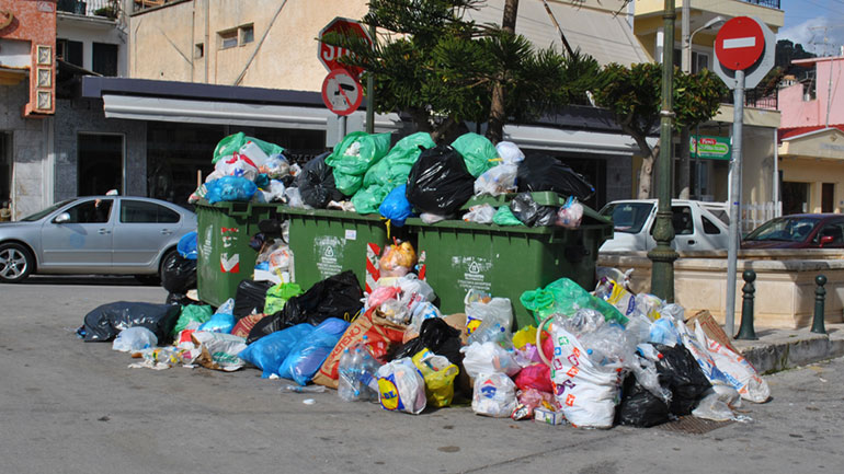 Συλλαλητήριο αύριο στη Ζάκυνθο για τα σκουπίδια