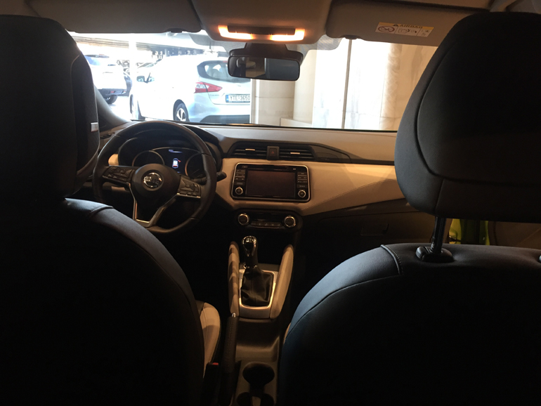 Η εικόνα από τα πίσω καθίσματα...