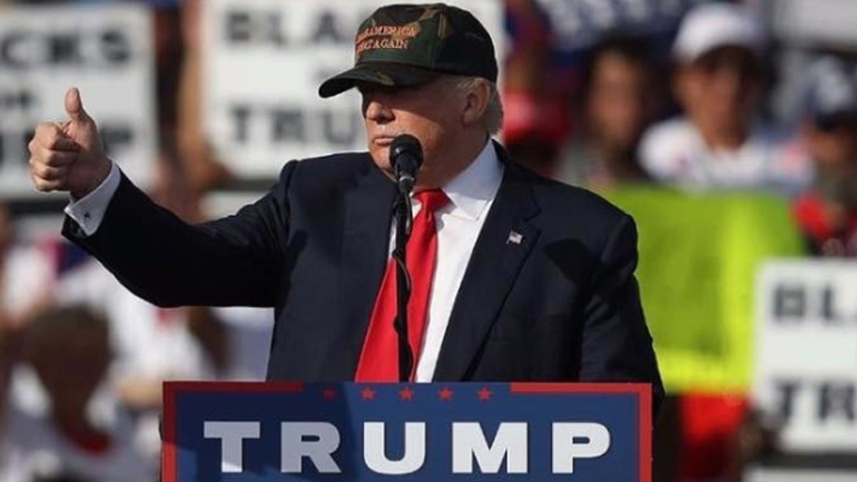 Αλβανία: Επίτιμος δημότης της πόλης Κάμζα ο Τραμπ