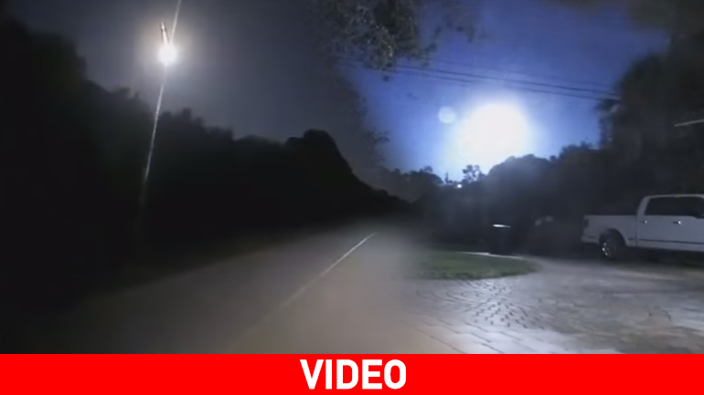 Φλόριντα: Φλεγόμενη σφαίρα εκρήγνυται στον ουρανό!!!