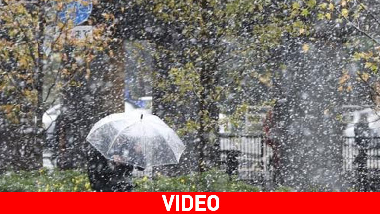 Χιονίζει στο Τόκιο Νοέμβριο μήνα για πρώτη φορά έπειτα από 50 χρόνια