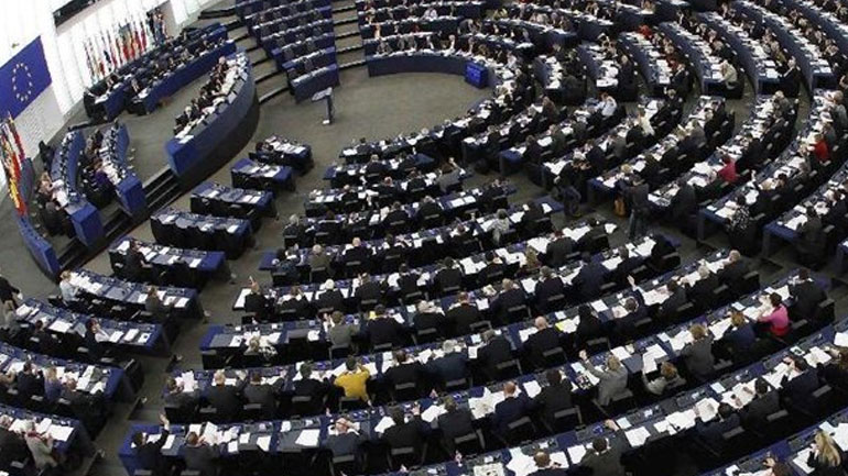 Πάγωμα στις ενταξιακές συνομιλίες με την Άγκυρα ψήφισε το Ευρωκοινοβούλιο Πάγωμα στις ενταξιακές συνομιλίες με την Άγκυρα ψήφισε το Ευρωκοινοβούλιο