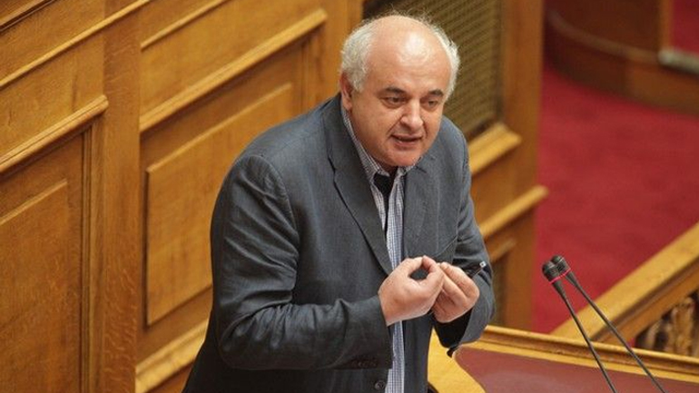 Ν. Καραθανασόπουλος: Φοροεπιδρομή, περικοπές και αύξηση εισφορών θα φέρουν το ματωμένο πλεόνασμα