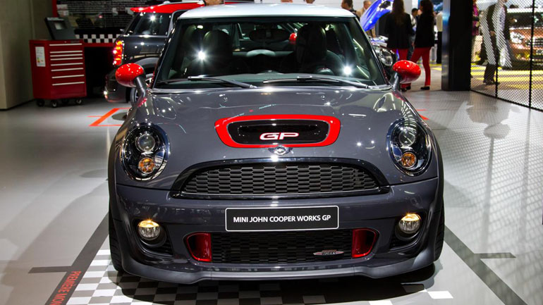 Έρχεται το πιο «καυτό» MINI Έρχεται το πιο «καυτό» MINI