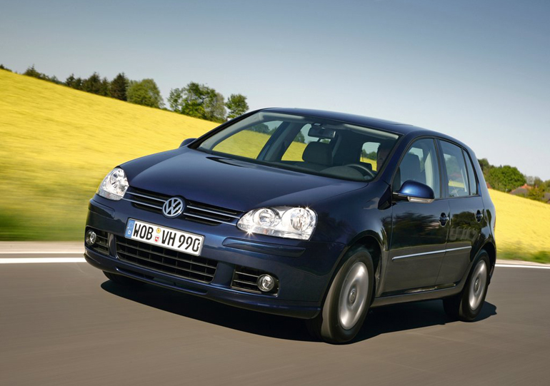 Το service σε επίσημο αντιπρόσωπο για ένα VW Golf 1.4-1.6 MPI πάνω από δέκα ετών κοστίζει από 169 έως 193 ευρώ...
