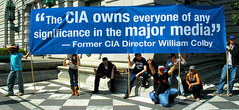  «H CIA έχει στην ιδιοκτησία της όποιον έχει σημασία στα ΜΕΓΑΛΑ MEDIA» είχε δηλώσει ο διατελέσας διευθυντής της υπηρεσίας William Colby