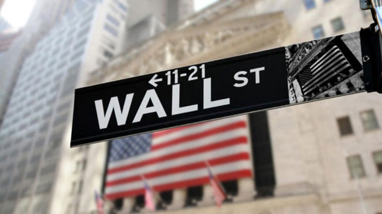Μικρή άνοδος στη Wall Street