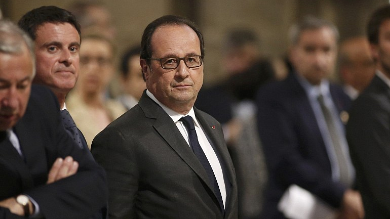 O Φρανσουά Ολάντ δεν θα παραστεί στην κηδεία του Φιντέλ Κάστρο