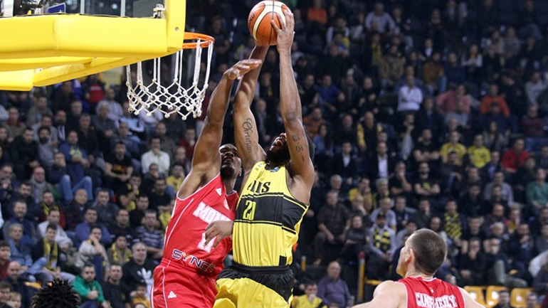 Champions League: Τρίτη συνεχής ήττα για τον Άρη