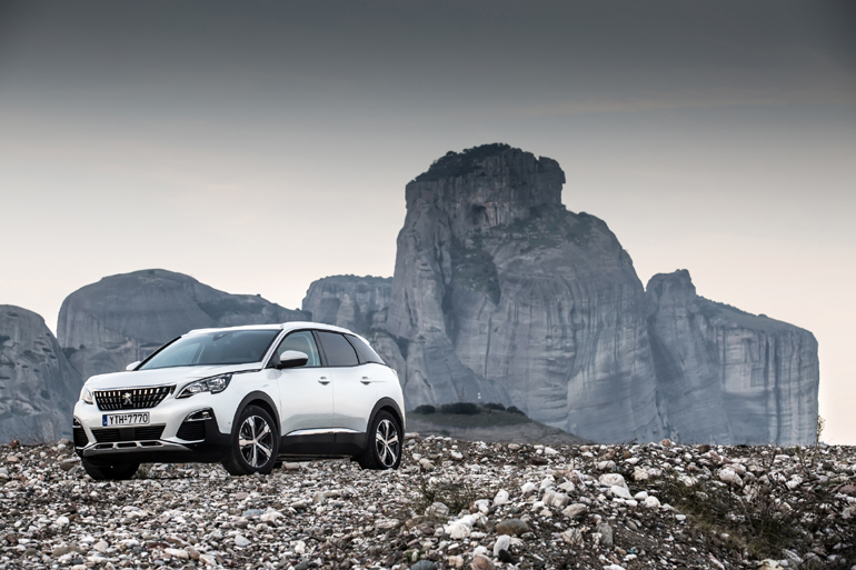 Με το νέο 3008 η Peugeot θα σκαρφαλώσει πολύ ψηλά