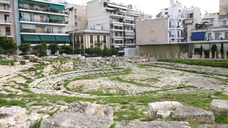 Μελέτες ανάδειξης του Αρχαίου Θεάτρου Ζέας «πέρασαν» από το ΚΑΣ