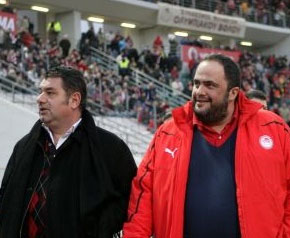 Κοτσώνης-Μαρινάκης σε ποδοσφαιρικό αγώνα