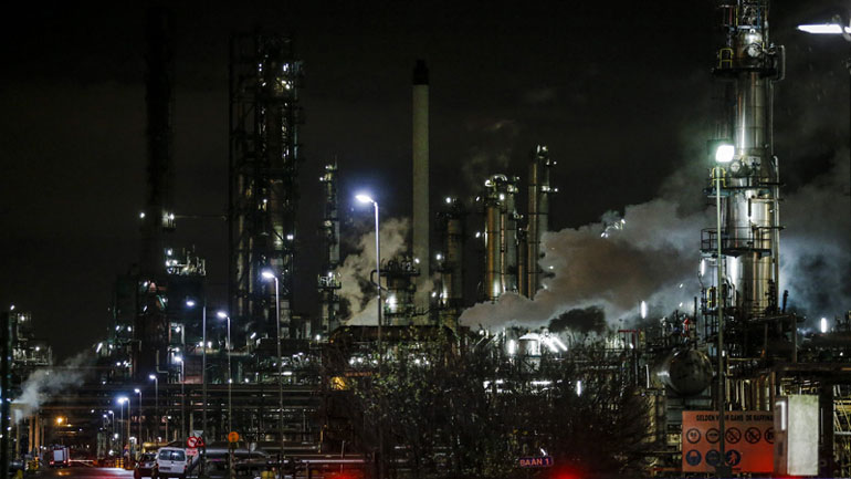 Έκρηξη σε μεγάλο διυλιστήριο της βόρειας Ιταλίας