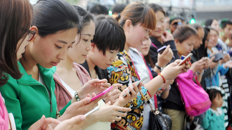 Κίνα: Σε 1,3 δις ανέρχονται οι χρήστες κινητού τηλεφώνου