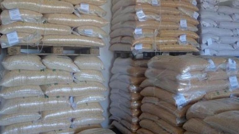 Δέσμευση φορτίου 2,4 τόνων ζωοτροφών στο τελωνείο του Πειραιά