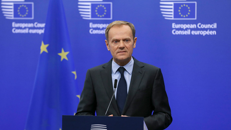 Τουσκ: «Δυσκολότερο να παραμείνει η Δύση ενωμένη απέναντι στη Ρωσία με πρόεδρο τον Τραμπ»