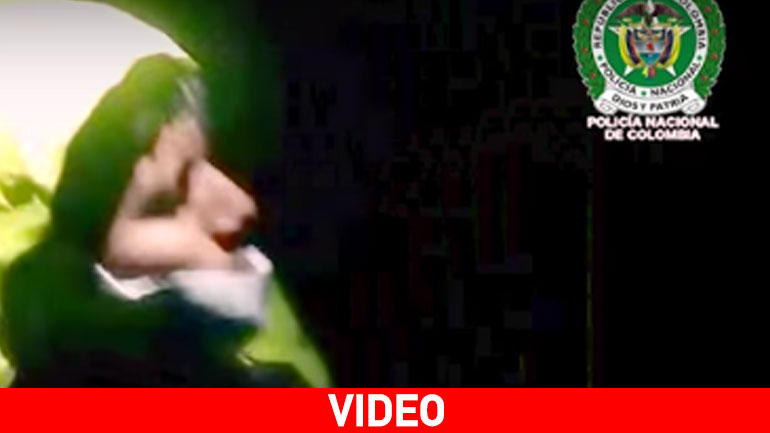 Ντοκουμέντο: Επιζών του αεροπορικού δυστυχήματος φωνάζει για τους συναδέλφους του