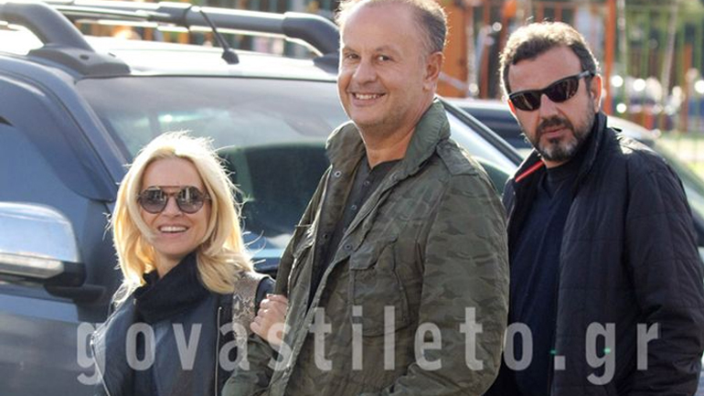 Μαρία Μπεκατώρου-Αντώνης Αλεβιζόπουλος: Χαλαρές στιγμές στη Γλυφάδα!