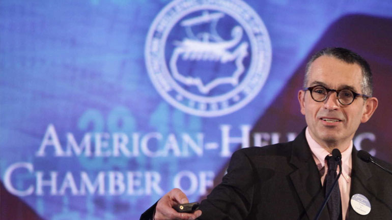 Πολ Kαζαριάν: Το ύψος του ελληνικού χρέους είναι το ψέμα του αιώνα