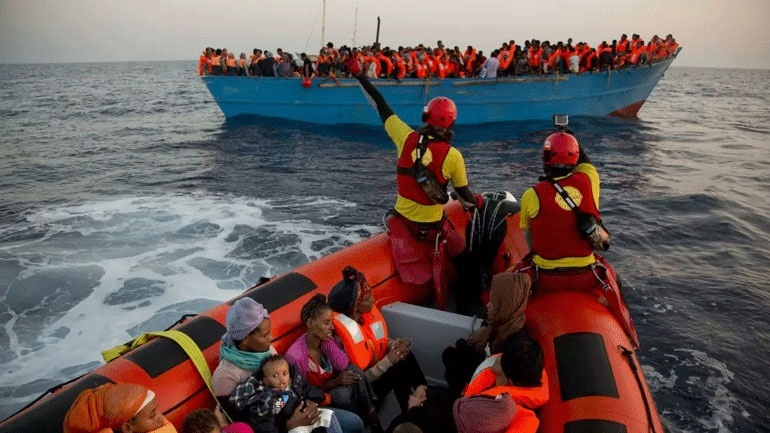 Ισπανία: Επιχειρήσεις διάσωσης μεταναστών από το Λιμενικό