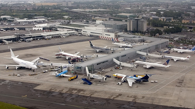 Σκωτία: Πιλότος υπέστη καρδιακή προσβολή λίγο πριν από την απογείωση