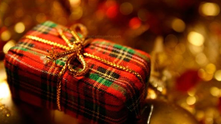 Το εορταστικό πρόγραμμα λειτουργίας καταστημάτων στη Θεσσαλονίκη