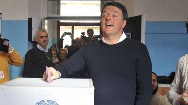 Βαριά ήττα του Ρέντσι σύμφωνα με τις πρώτες εκτιμήσεις από την καταμέτρηση των ψήφων