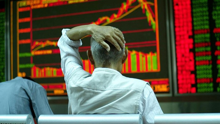 Ασιατικά χρηματιστήρια: Το ευρώ στο χαμηλότερο επίπεδο από τον Μάρτιο του 2015 έναντι του δολαρίου μετά το ιταλικό “όχι