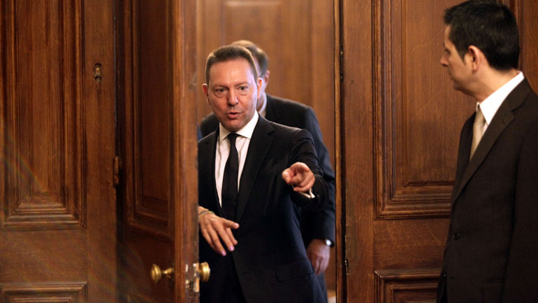 O Στουρνάρας βλέπει επιστροφή στις αγορές