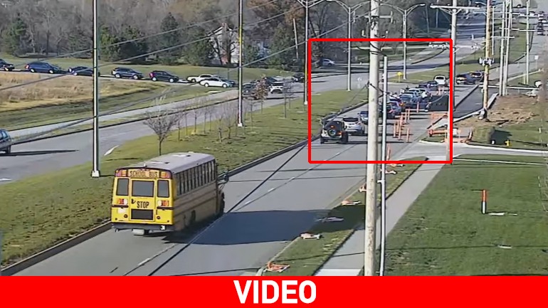 ΗΠΑ: Καραμπόλα σε αυτοκινητόδρομο on camera!