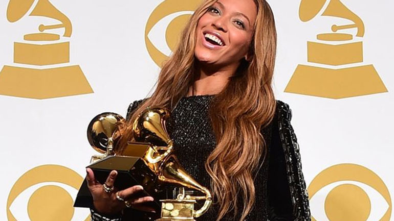 Σάρωσε η Beyonce στις υποψηφιότητες για τα βραβεία Grammy