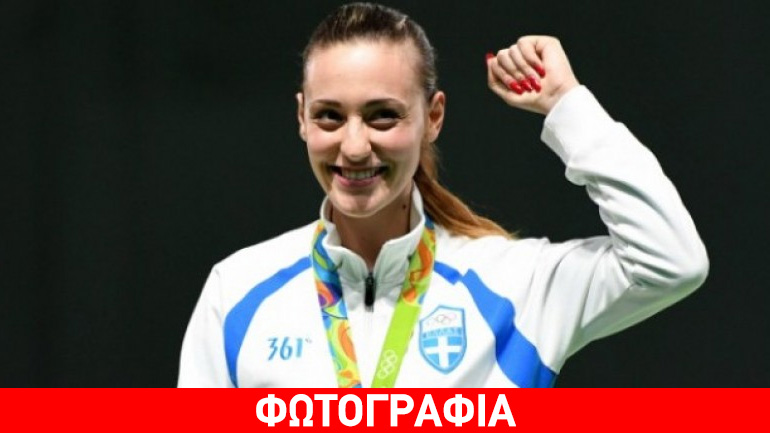 Κρέμασε τα μετάλλια στο δέντρο η Άννα Κορακάκη