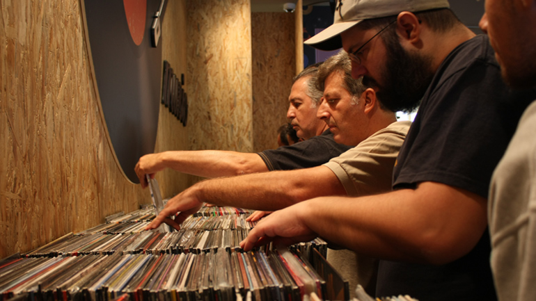 Vinyl is Back – The Original Vinyl Bazaar Show