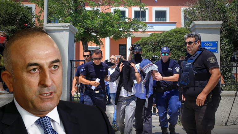 Ο Τσαβούσογλου απαιτεί την έκδοση και των 8