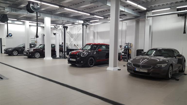 Συνεργείο. Όχι... χειρουργείο!