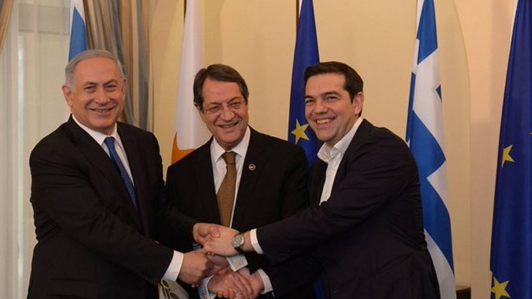 Στην Ιερουσαλήμ ο Αλ. Τσίπρας για την τριμερή Ελλάδας-Κύπρου-Ισραήλ Στην Ιερουσαλήμ ο Αλ. Τσίπρας για την τριμερή Ελλάδας-Κύπρου-Ισραήλ