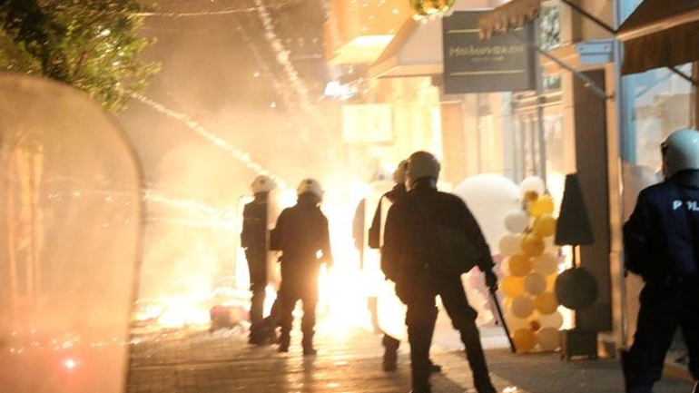 Αφέθηκαν ελεύθεροι οι έξι για τα επεισόδια στο κέντρο του Ηρακλείου