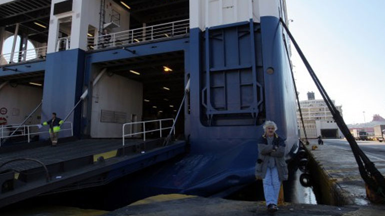 Σύρος: Εξώδικο δικηγόρου για την απεργία των πλοίων