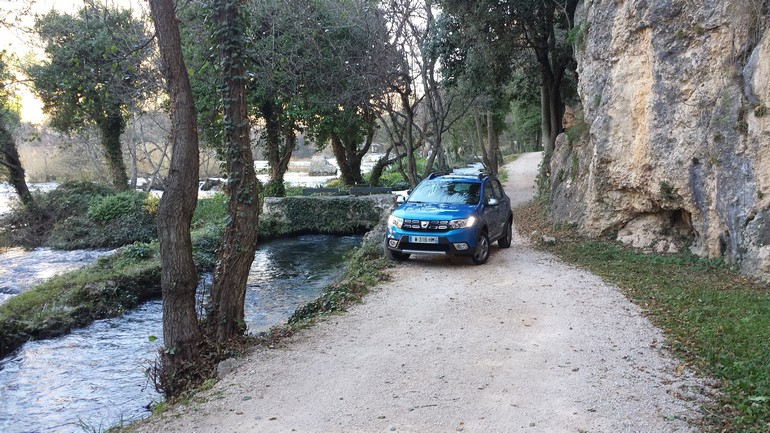 Σε ένα από τα πολλά και πανέμορφα πάρκα της Κροατίας με το Sandero Stepway